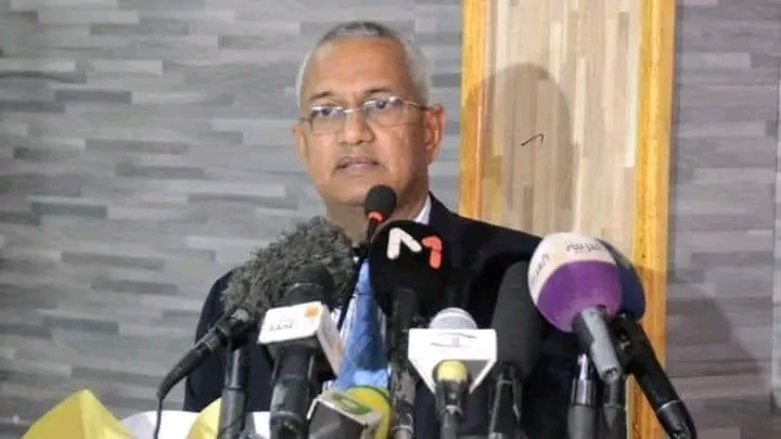 ديدى ولد السالك أكاديمي موريتانى و أستاذ بجامعة انواكشوط العصرية 