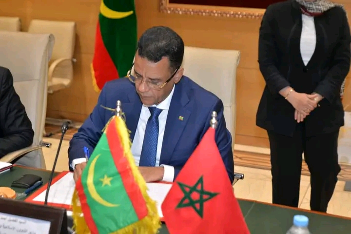 وزير الشؤون الإسلامية يعود إلي نواكشوط قادما من المملكة المغربية