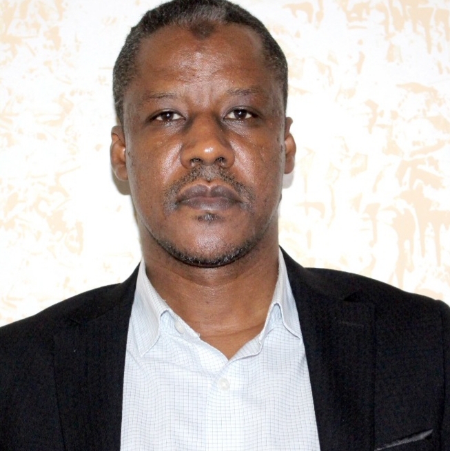 سيدي ولد عبد المالك-كاتب وباحث.. مهتم بالشأن الإفريقي