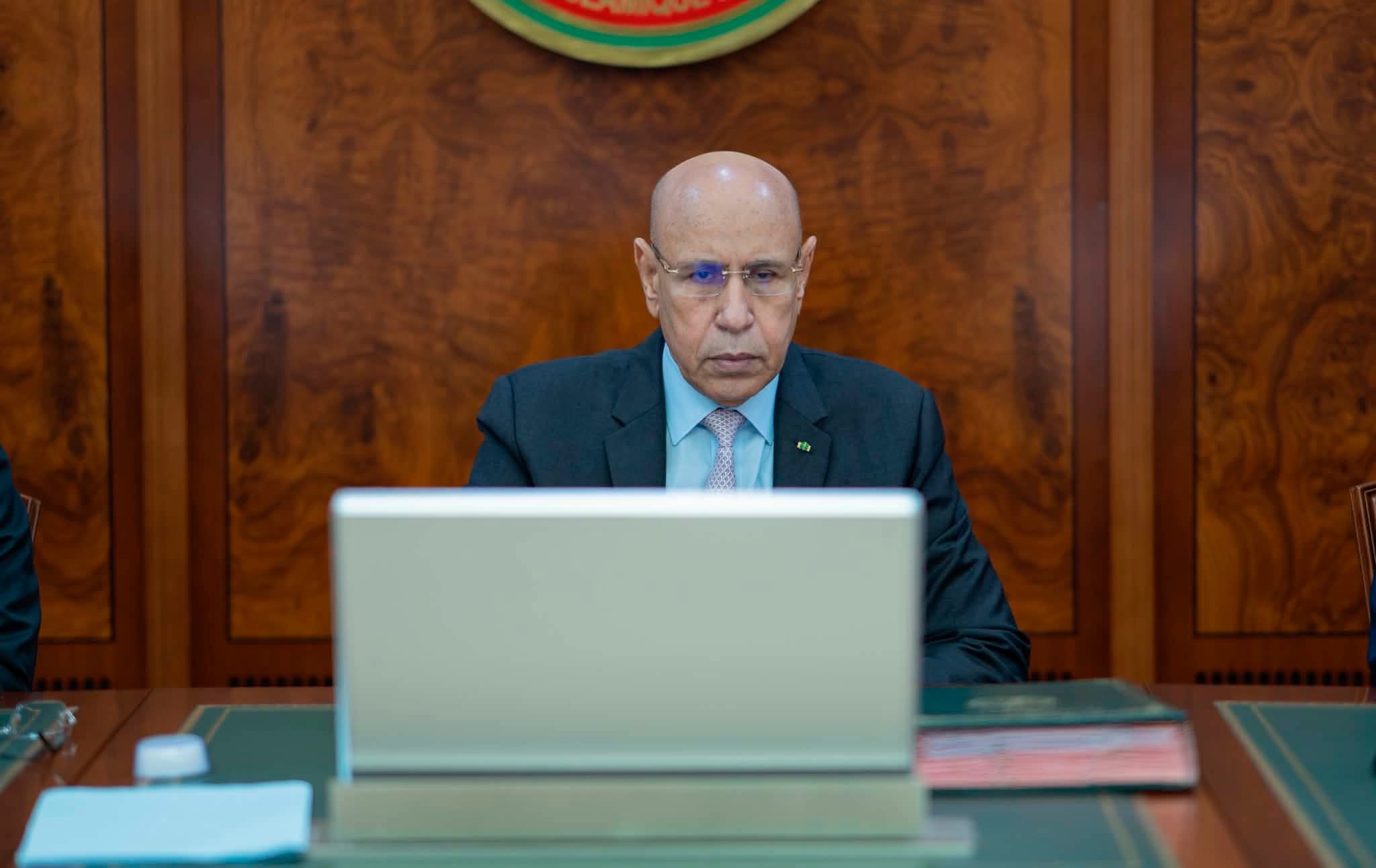 الحكومة تصادق على إنشاء جائزة رئيس الجمهورية للأعمال التطوعيّة